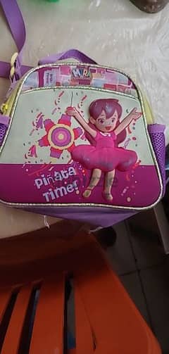2 lunch box very good condition & brand from dubai 0