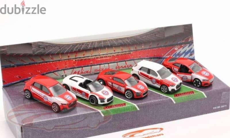 Audi 5 car set (Bayern Munchen) diecast car model 1;64. 1