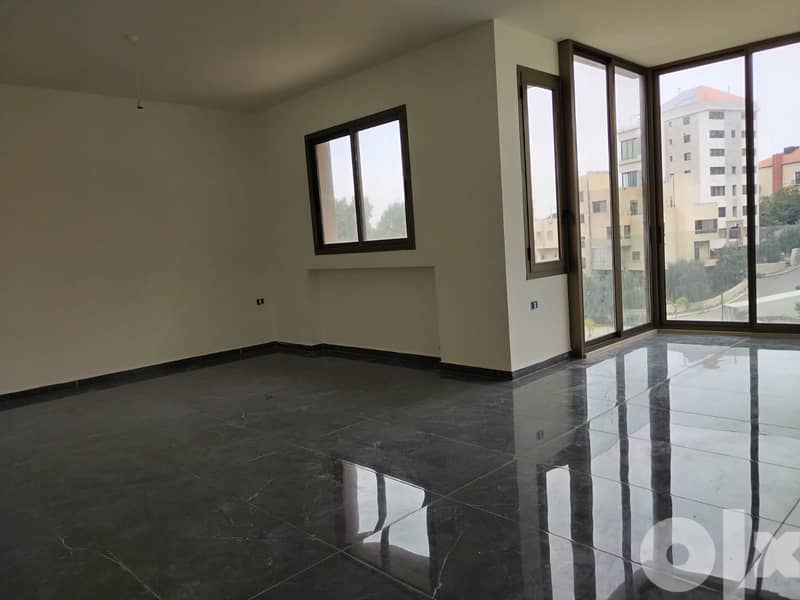 L11572-150 sqm Apartment for Sale in Haret Sakhr 3