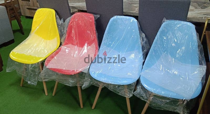 Lili chairs all colors.   كرسي ليلي عضم كل الالوان 1