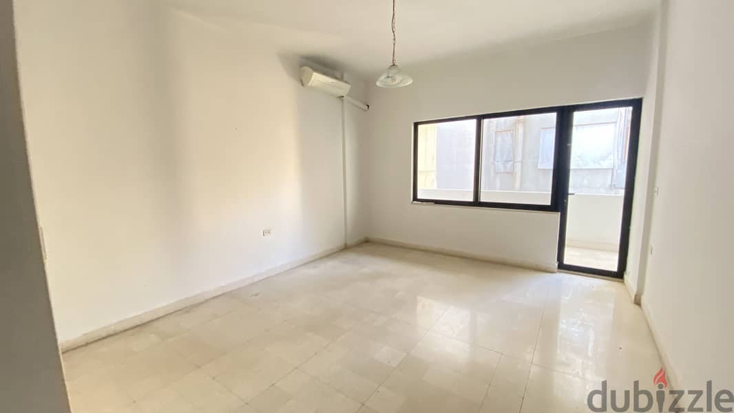 Apartment For Rent in Hamra شقة للإيجار في  في حمرا 1