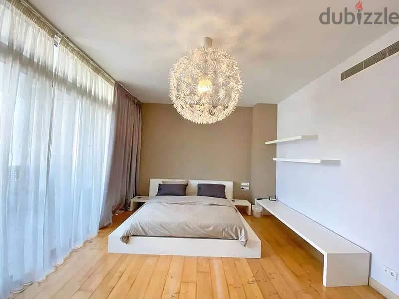 All covered in Luxury. Super Deluxe Apartment For Sale in Saifi 4
