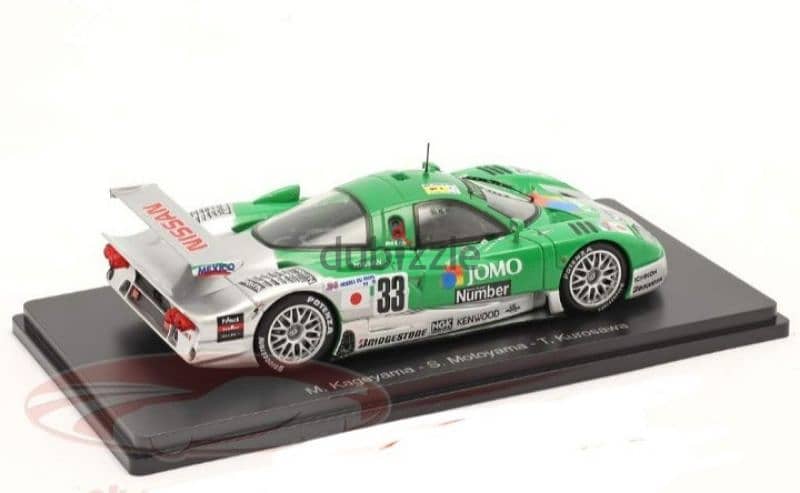 Nissan R390 GT1 (Lemans 1998) diecast car model 1;43. 4