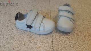 2 shoes for 10 dollars MOTHERCARE (size 23) 0