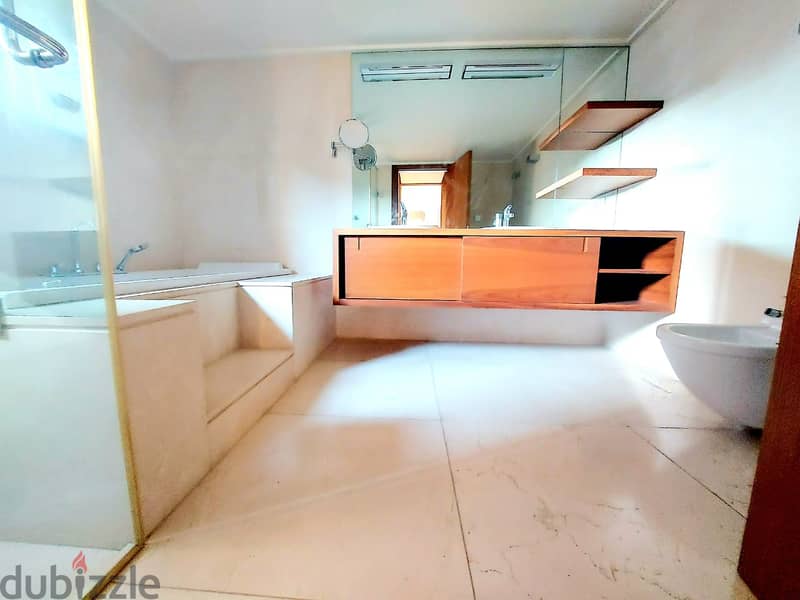 RA23-1646 Spacious apartment in Spears is for sale,500 m,$1300000 cash 7