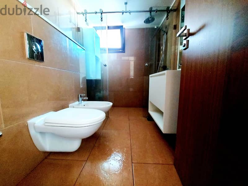 RA23-1646 Spacious apartment in Spears is for sale,500 m,$1300000 cash 10