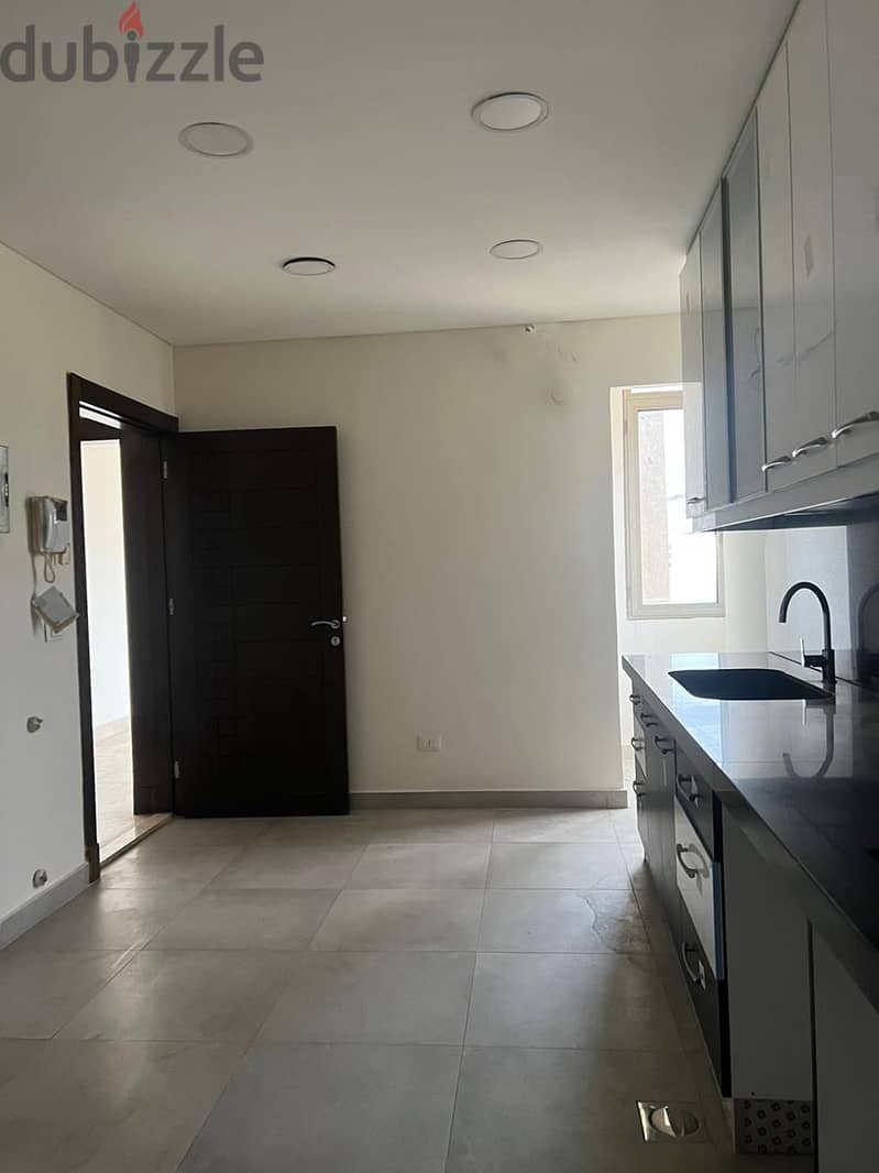 Brand New In Spears Prime (150Sq) 3 Bedrooms , Sea View (BT-712) 5