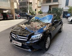 Mercedes Benz c180 2019 TGF source and maintenance 1 owner 0