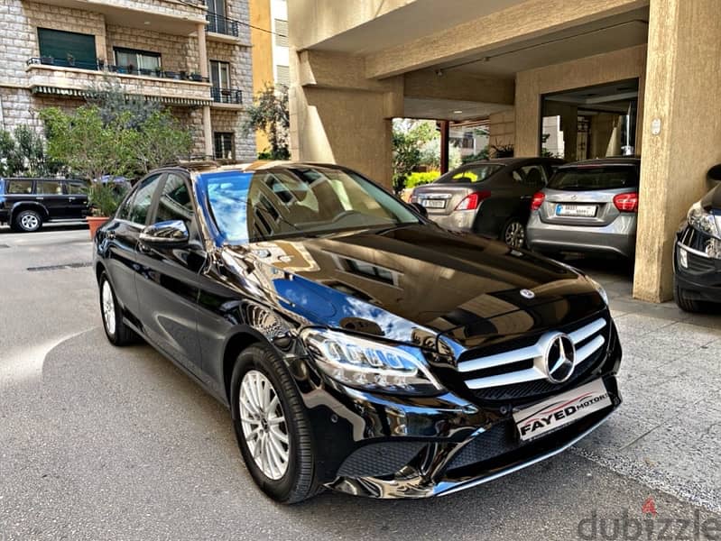 Mercedes Benz c180 2019 TGF source and maintenance 1 owner 2