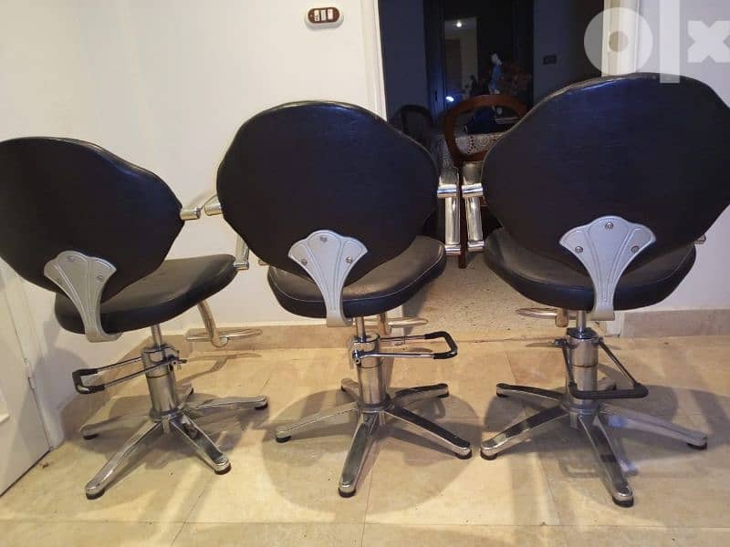 Salon Chairs 4