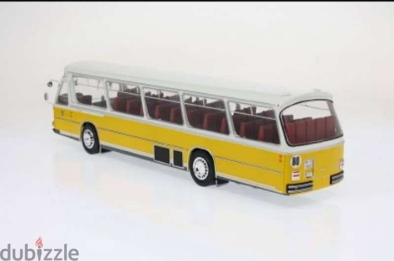 Pegaso 5023 diecast bus model 1;43. 3