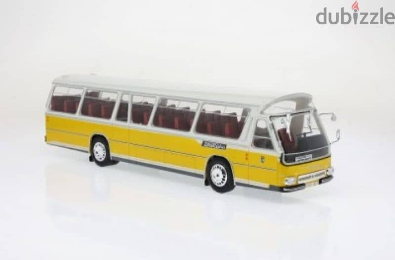 Pegaso 5023 diecast bus model 1;43. 4