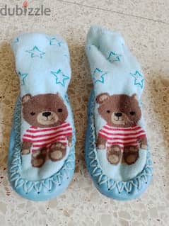 Baby socks/shoes size14-16 0