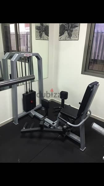 gym machine in very good condition we have also all sports equipment 6