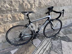 Cannondale Synapse Carbon Road Bike in excellent condition 0