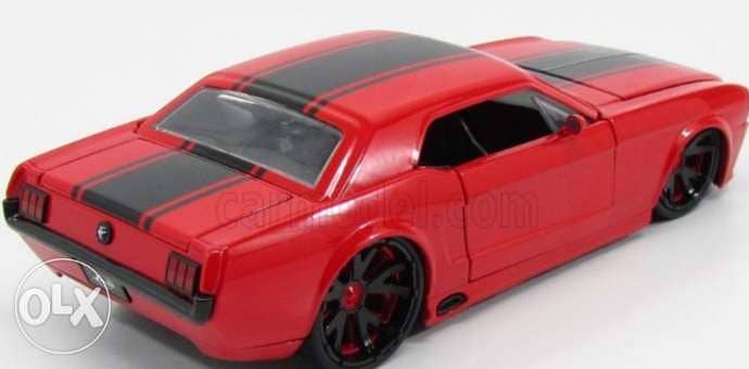 Mustang Widebody diecast car model 1:24. 2