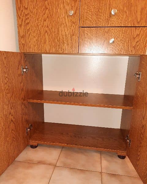 Closet with drawers for kitchen or dining room 1