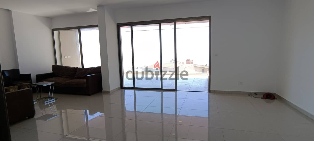 RWK142JS - Apartment For Sale In  Ballouneh - شقة للبيع في بلونة 4