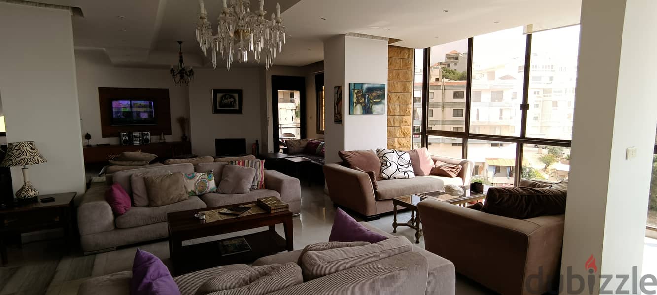 RWK210JS - Apartment For Rent In Ballouneh - شقة للإيجار في بلونة 1