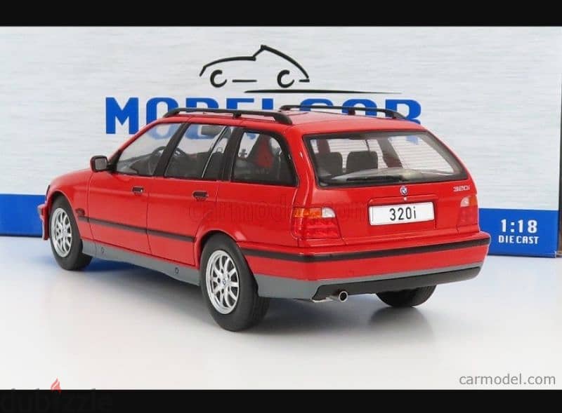 BMW Station Wagon ('95) diecast car model 1;18. 2