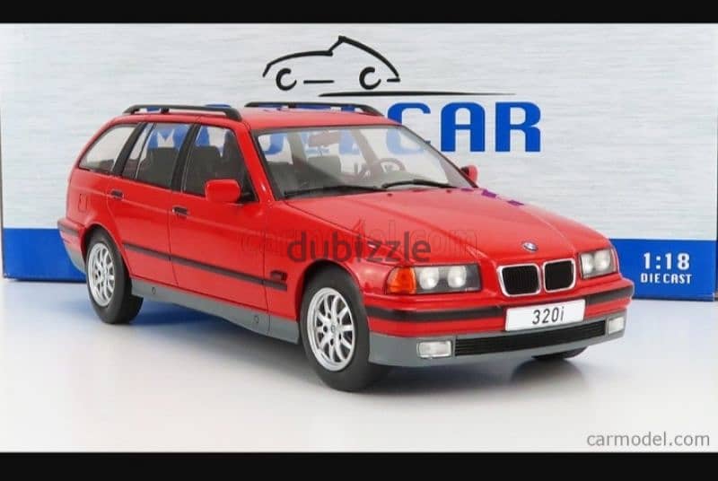 BMW Station Wagon ('95) diecast car model 1;18. 3