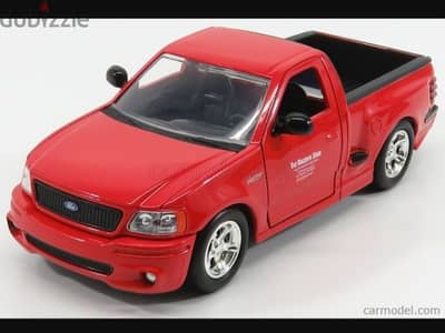 Ford F150 SVT Lighting (Fast & Furious) diecast car model 1:24.