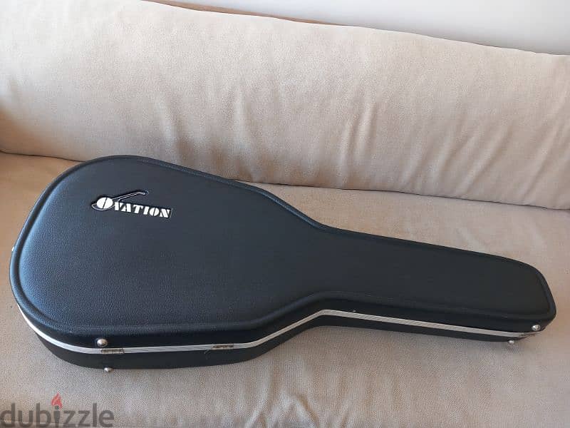 Hard Case for "Ovation "Guitar 1