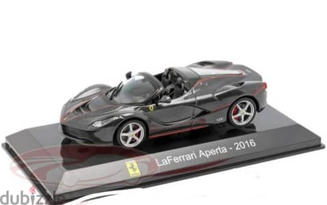 La Ferrari Aperta (2016) diecast car model 1;43.