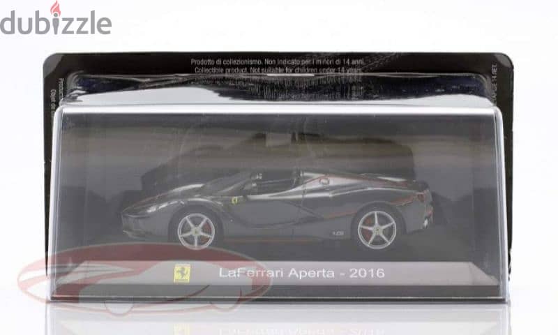 La Ferrari Aperta (2016) diecast car model 1;43. 5