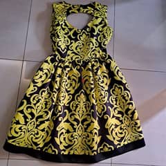 dress for every occasion size small