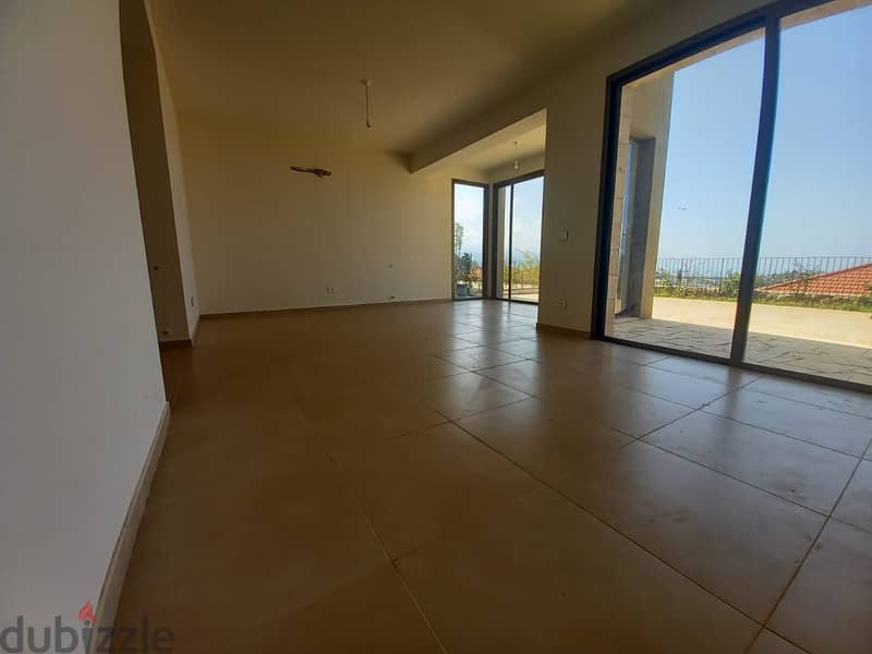 Amazing 200m2 duplex with Terrace & Sea View for sale Aamchit 3