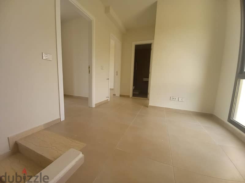 Amazing 200m2 duplex with Terrace & Sea View for sale Aamchit 10