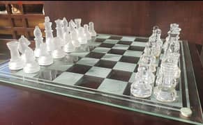 glass chess board 0