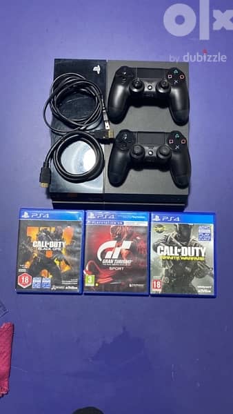 ps4 like new 500gb + 2 consoles +3CD’s 0