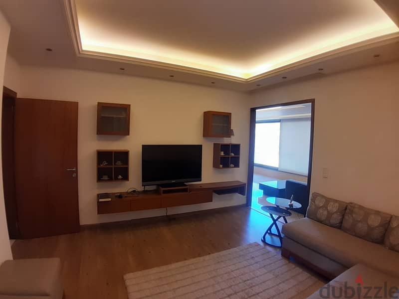 Apartment For Rent in Achrafieh - شقة للأجار في الأشرفية 8