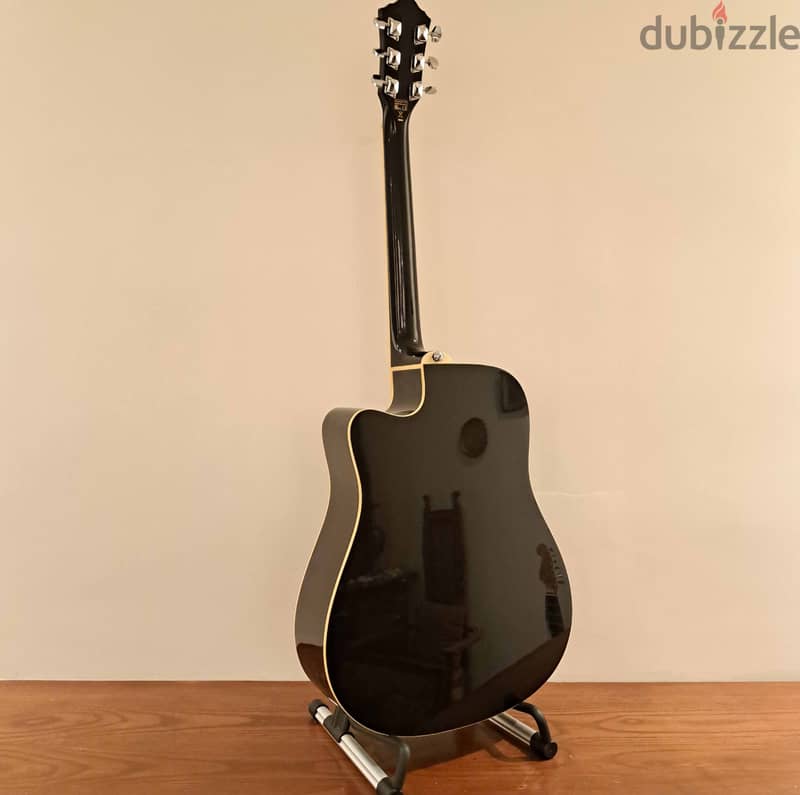 Ibanez Electro acoustic guitar 4