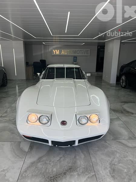 1974 Corvette stingray white/burgandy fully restored in USA like new!! 1