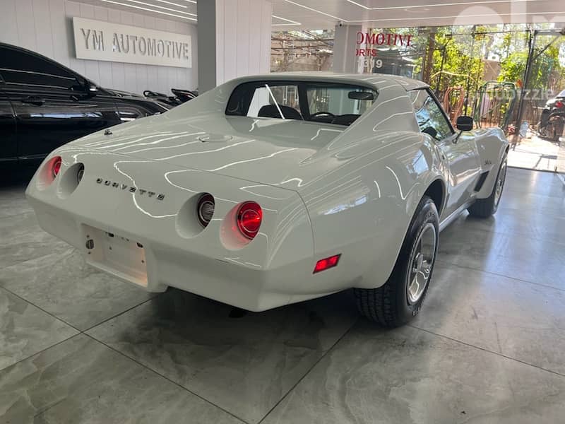 1974 Corvette stingray white/burgandy fully restored in USA like new!! 5