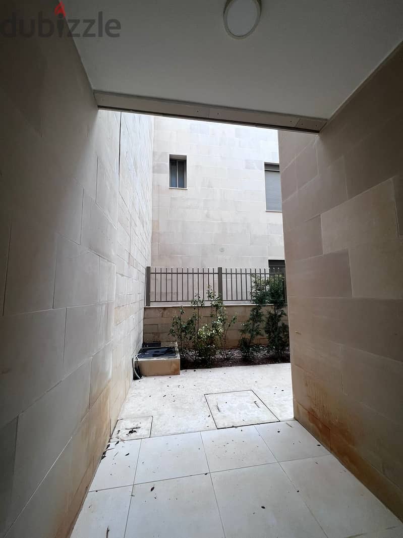 Apartment with garden for sale in Daher Souwan 17
