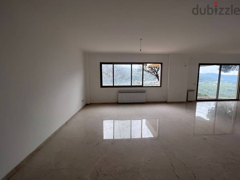 Apartment for sale in Baabdat - شقة للبيع في بعبدات 2
