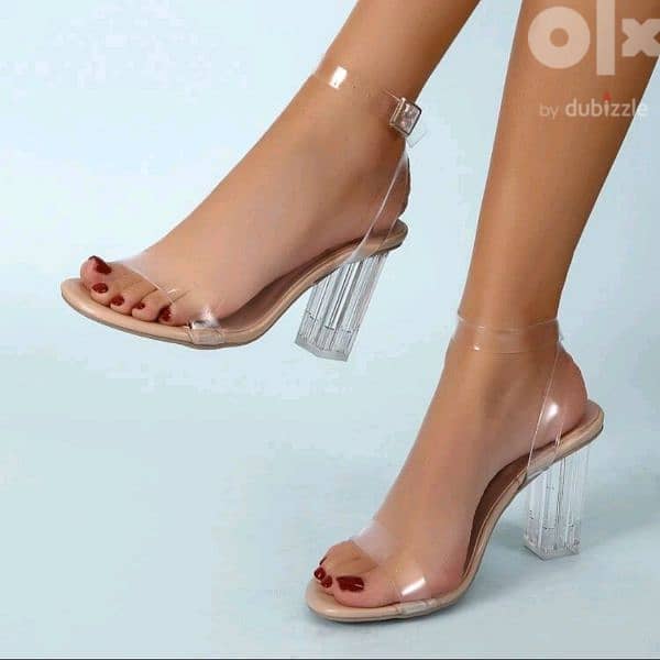 Chunky transparent outlet heels