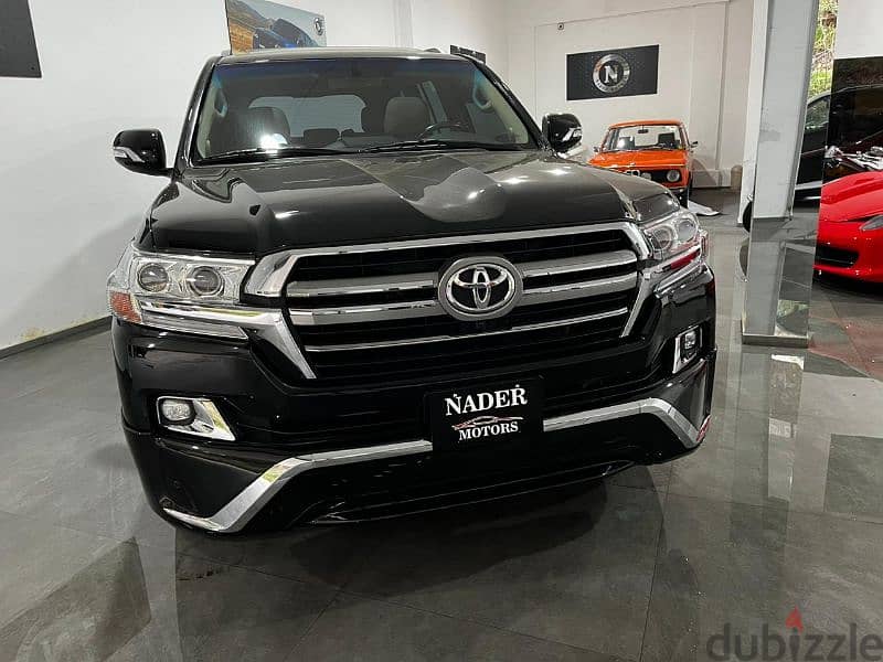 Toyota Land Cruiser V8 2010 Look 2020 4