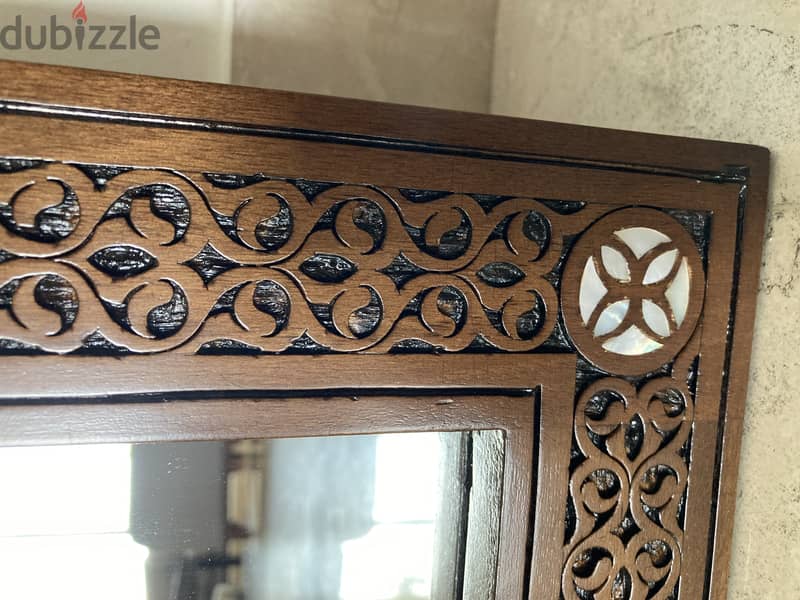 Wooden mirror from Damascus 3