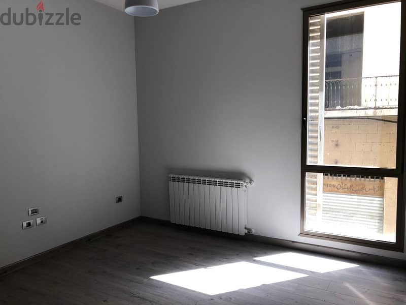 L11793-A Bright Apartment for Rent in Saifi 4