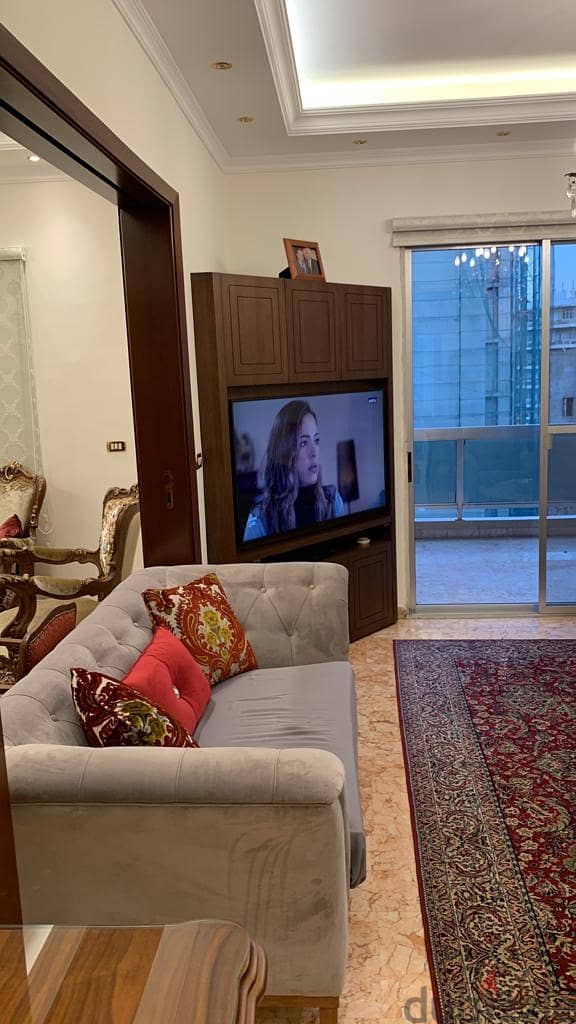 Apartment for sale in Badaro شقة للبيع في بدارو 0