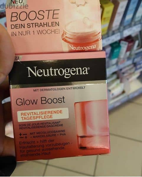 Neutrogena Glow Boost face cream 0