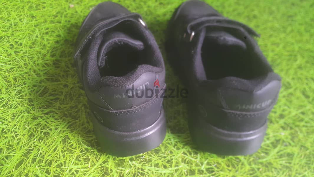 New Black shoes boy size 28 4