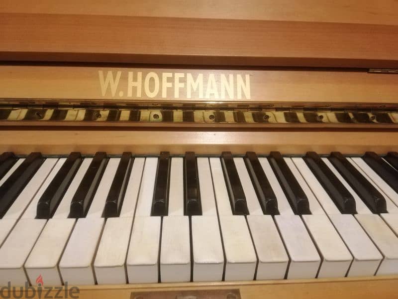 piano w. hoffmann Germany like new tuning waranty 3 pedal 2