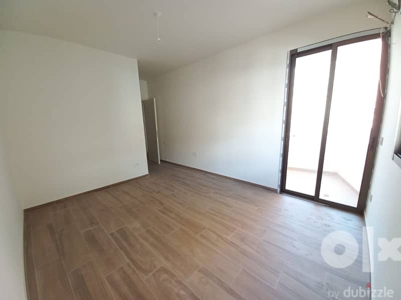 Luminous modern apt with terrace for Sale!! 4