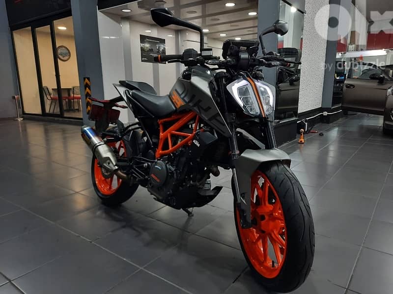 KTM DUKE 390 1